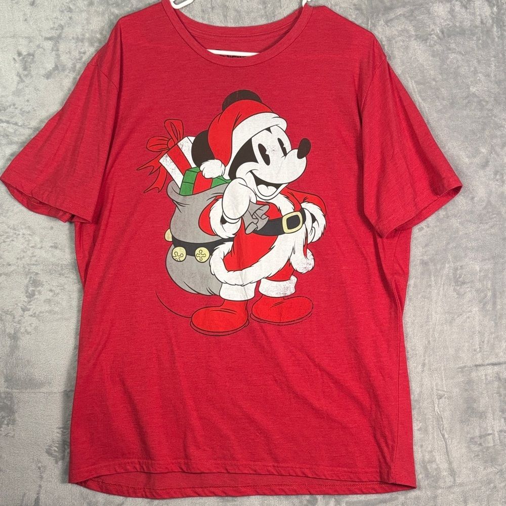 Disney Red Christmas Santa Suit Mickey Mouse Short Sleeved Tshirt Size XL